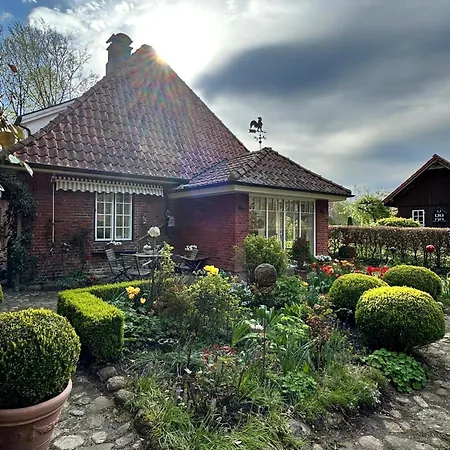 Alte Meierei * Westensee